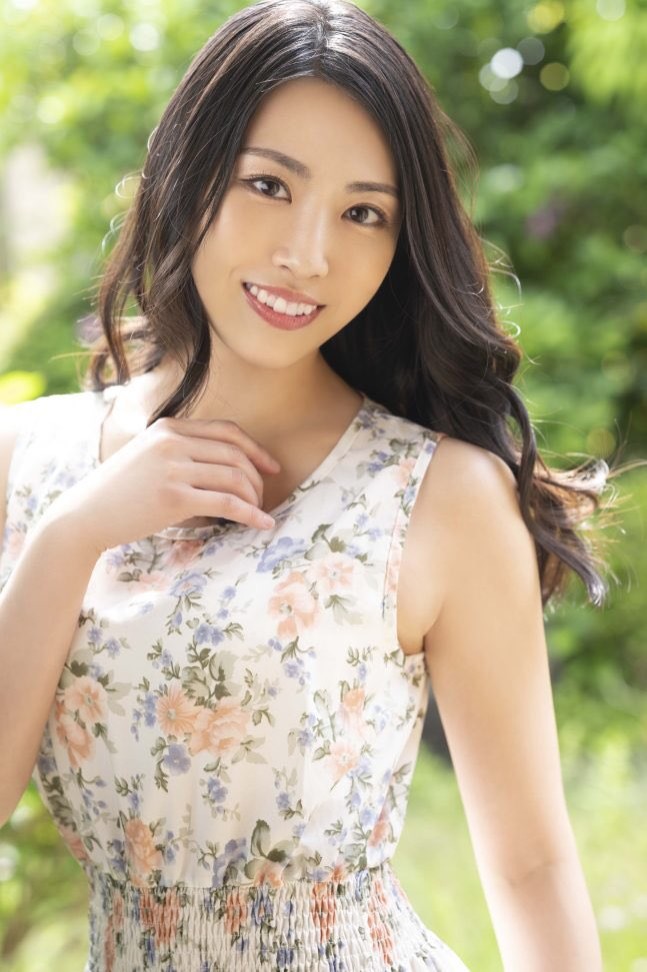 岡西友美(Okanishi Tomomi)