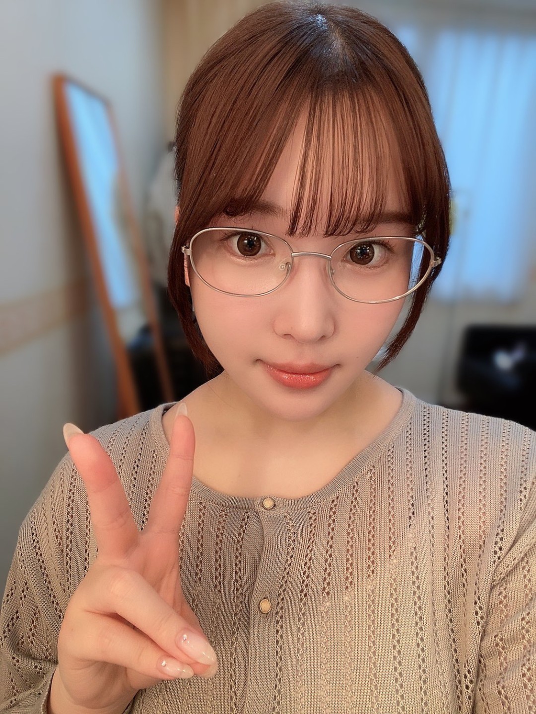 美波汐里(Minami Shiori)