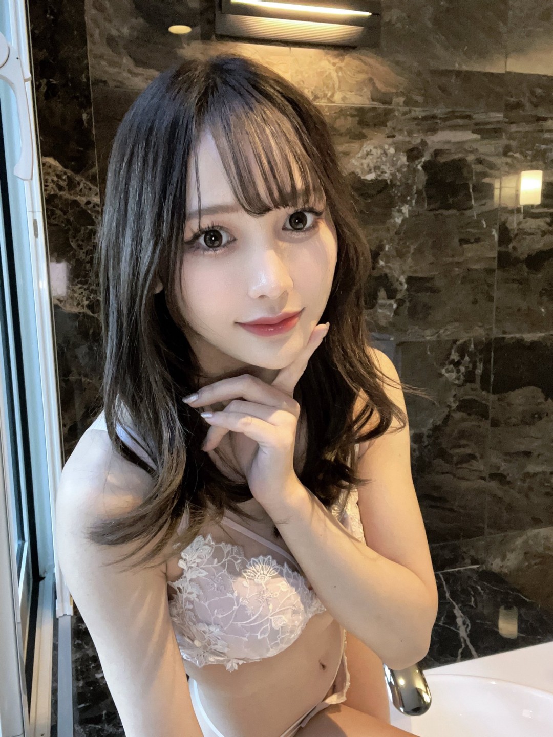 御園もも(御园桃桃,Momo Misono)