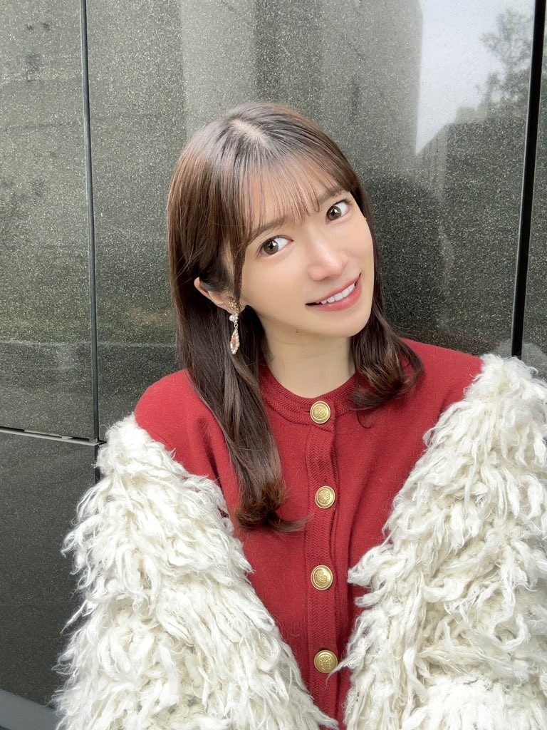 十束るう(Totsuka Ruu,十束流羽)