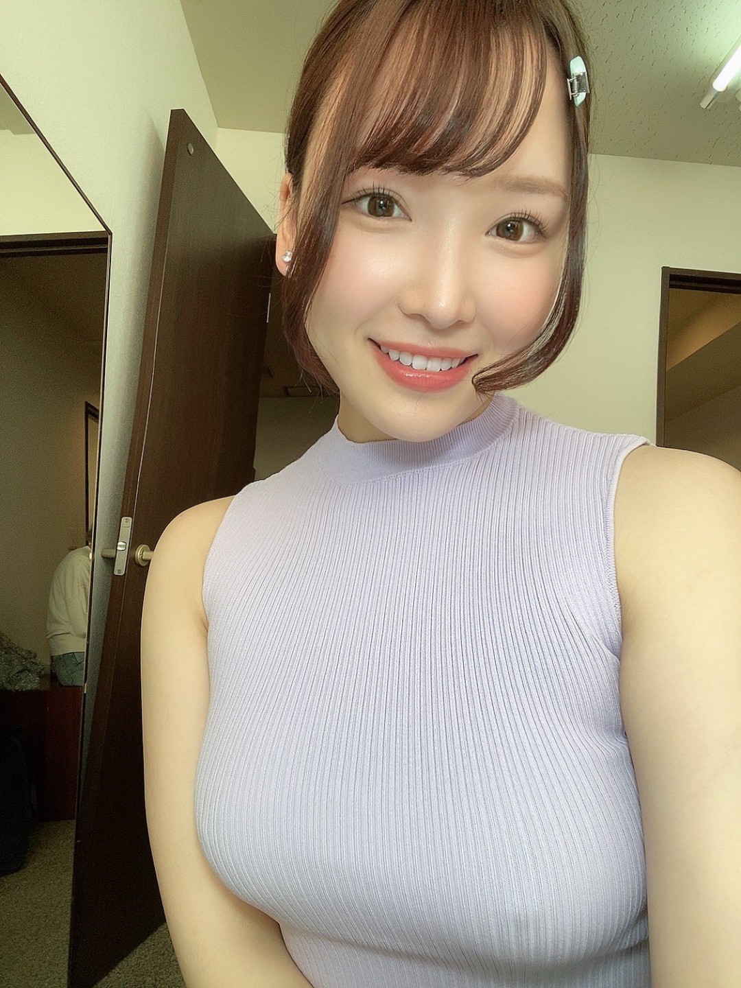 美波汐里(Minami Shiori)