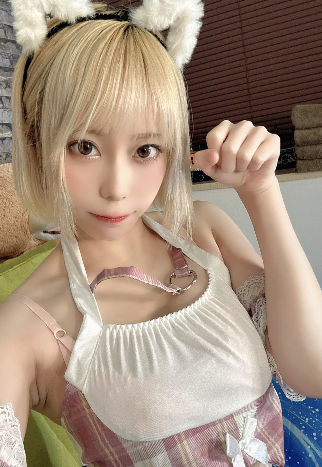 川菜美铃(川菜美鈴,Kawana Misuzu)