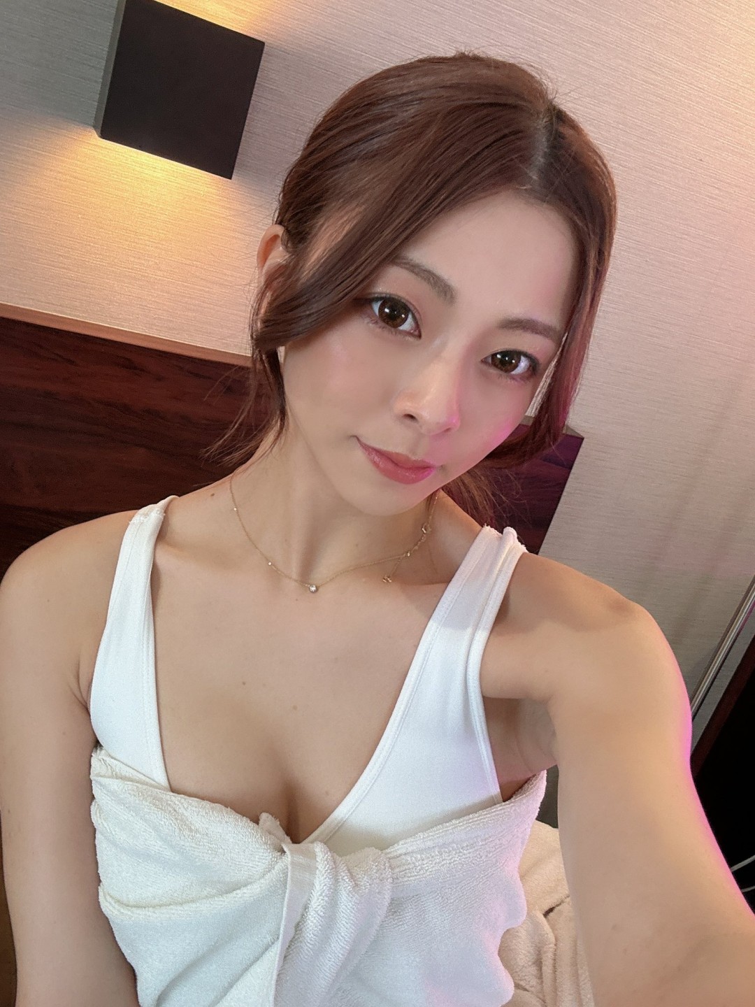 岬梓(岬あずさ,Misaki Azusa)