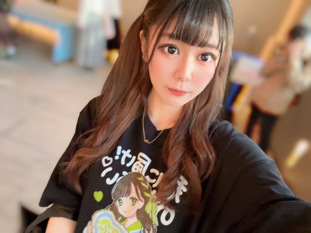 天野花乃(Amano Kano)