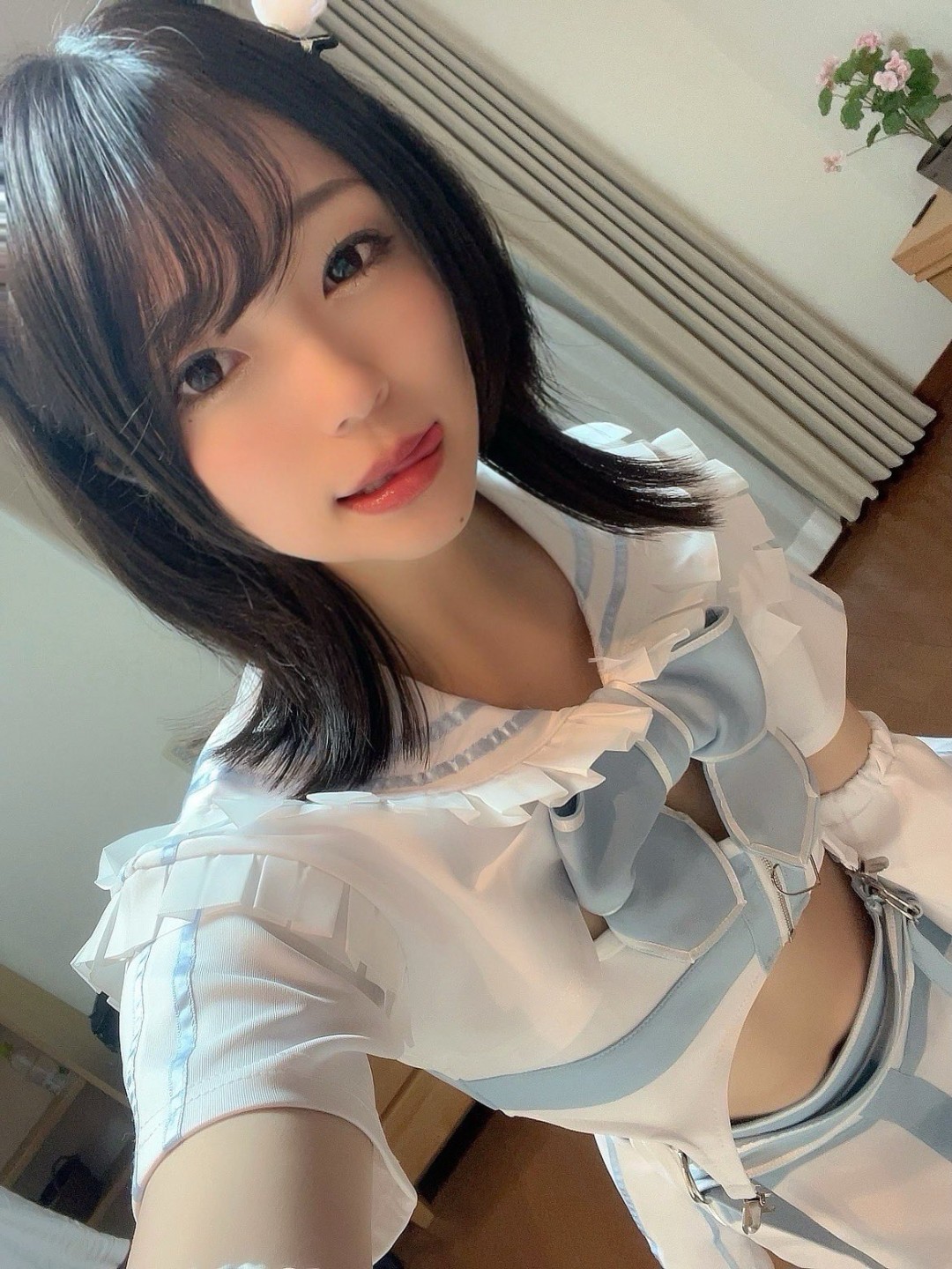 南梨央奈(Minami Riona)