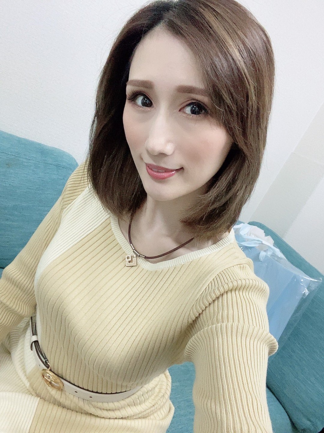 JULIA(京香JULIA)