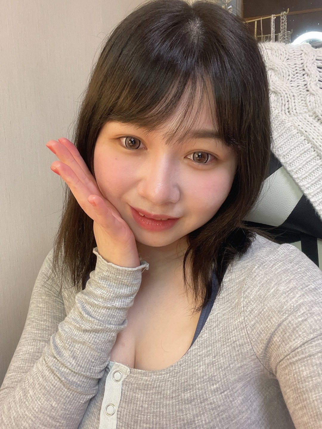 小坂ひまり(小坂向日葵,Kosaka Himari)