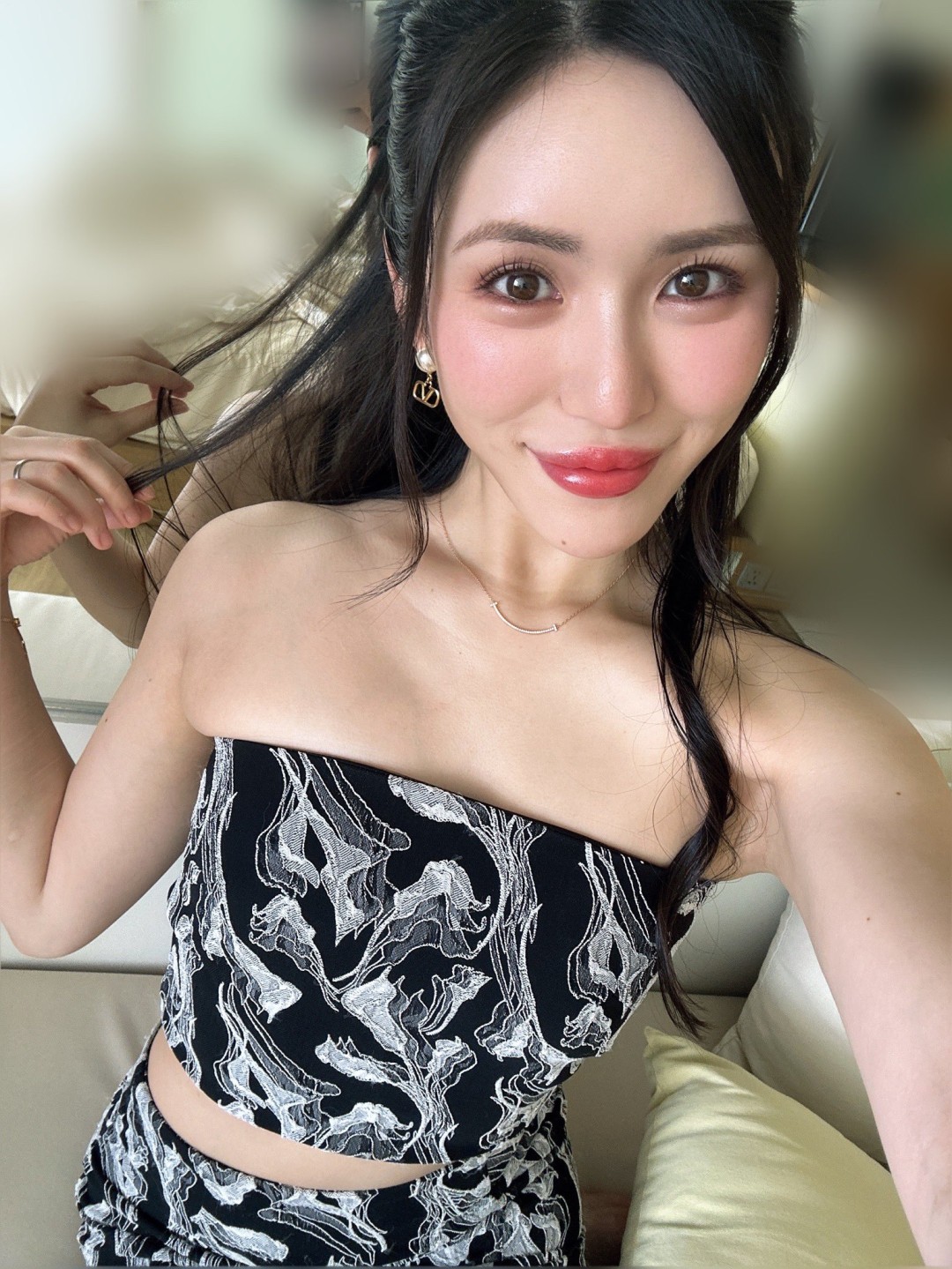 盐见彩(塩見彩,Siomi Aya)