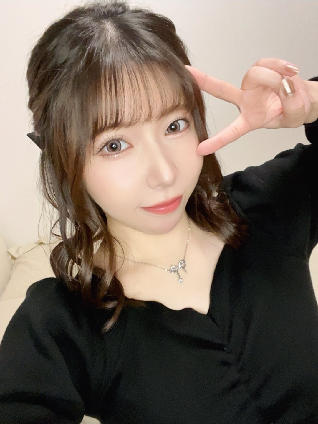 綾瀬舞菜(绫濑舞菜,Ayase Maina)