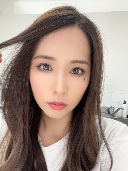 通野未帆(Tono Miho)