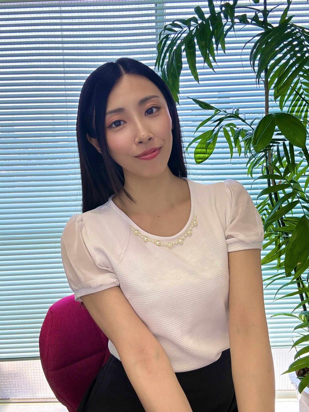 岡西友美(Okanishi Tomomi)