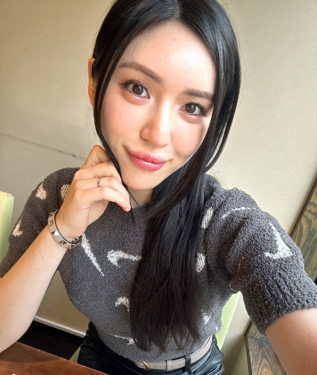 盐见彩(塩見彩,Siomi Aya)