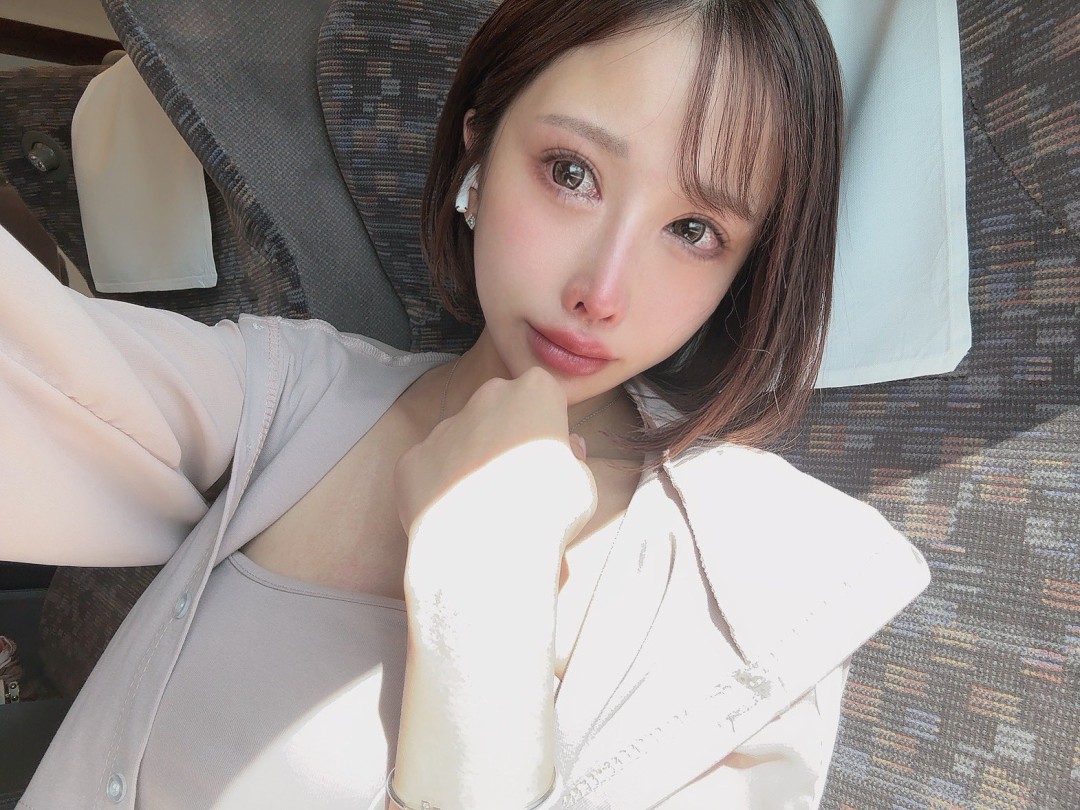 東あかり(东明里,Azuma Akari)