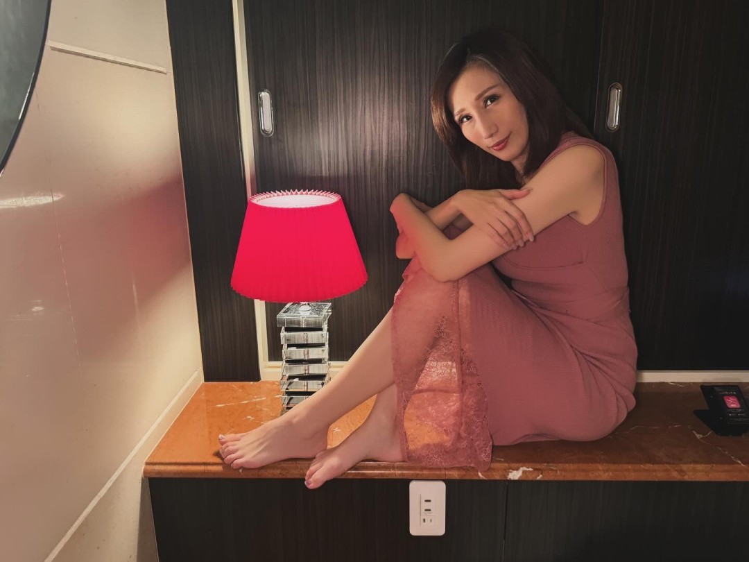 JULIA(京香JULIA)