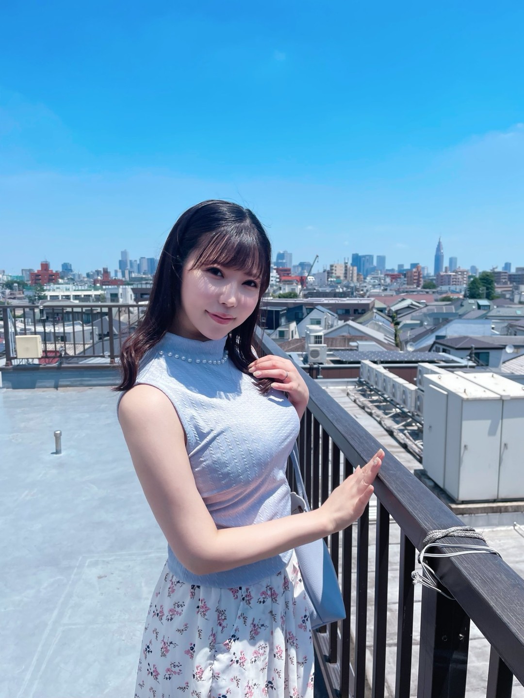 綾瀬舞菜(绫濑舞菜,Ayase Maina)