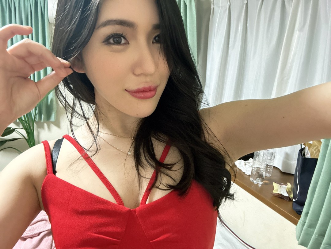 盐见彩(塩見彩,Siomi Aya)