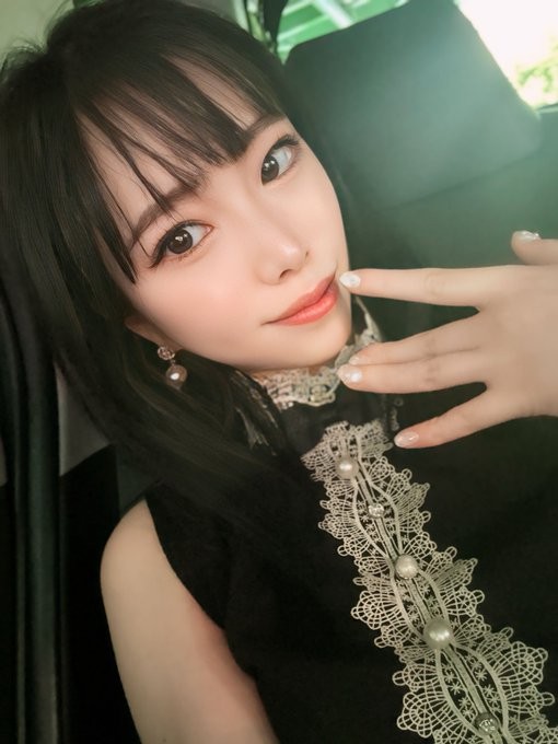 美波こづえ(Minami Kozue)
