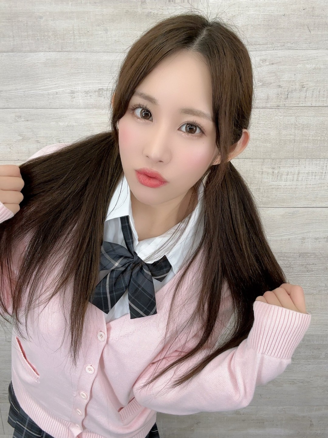 二羽紗愛(二羽纱爱,Futaba Sara)