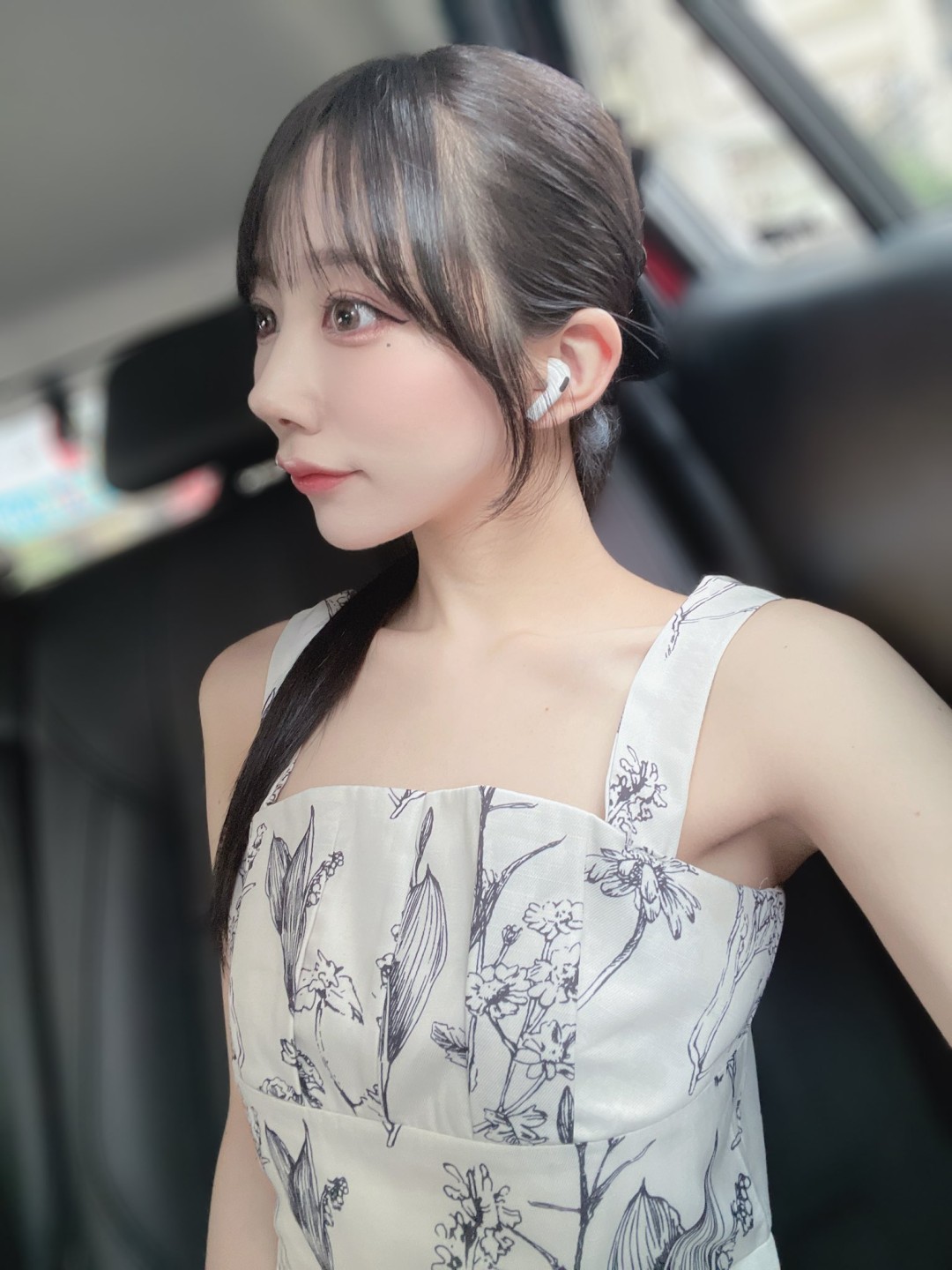 尾崎えりか(尾崎惠理香,Ozaki Erika)