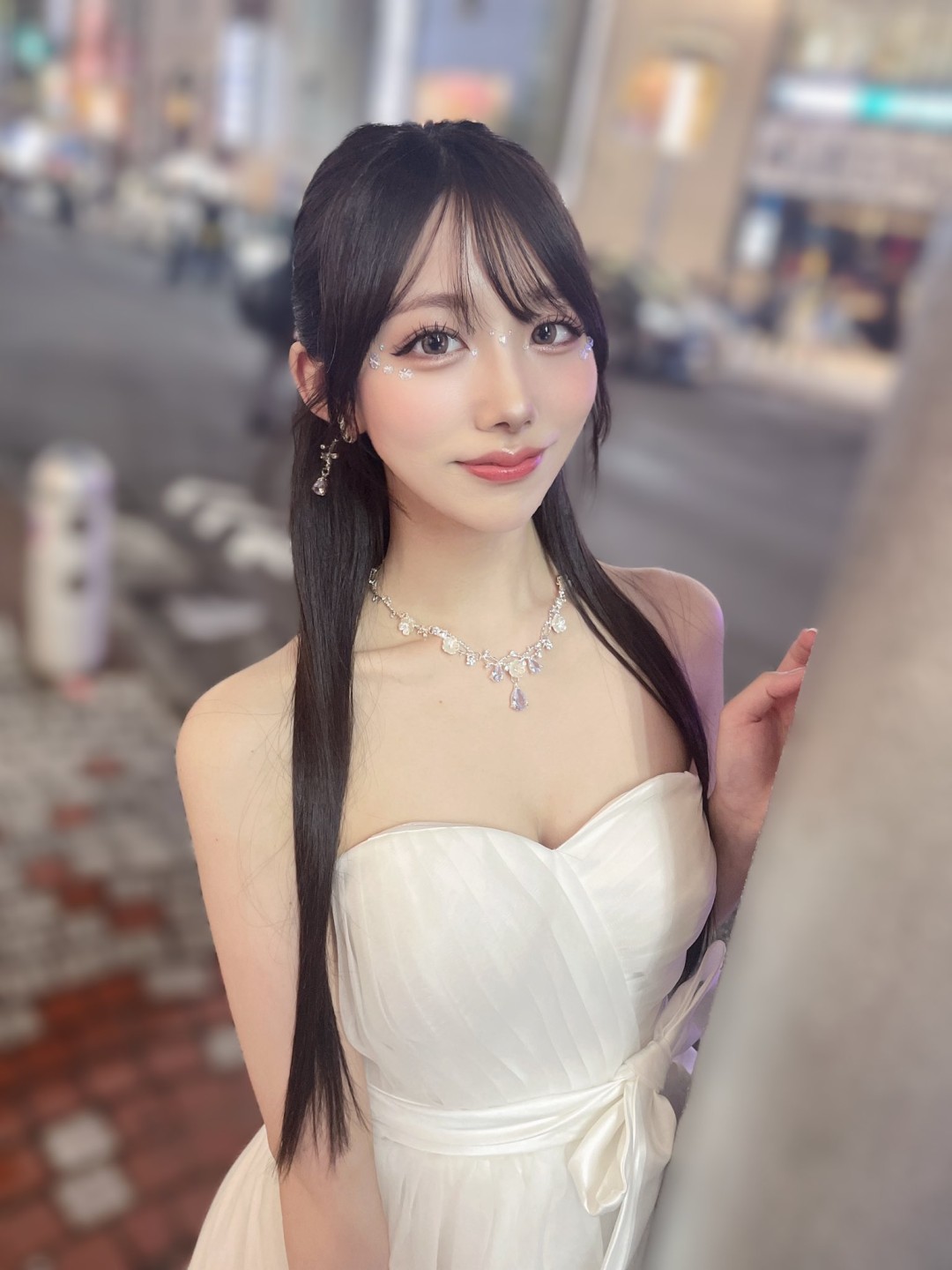 尾崎えりか(尾崎惠理香,Ozaki Erika)