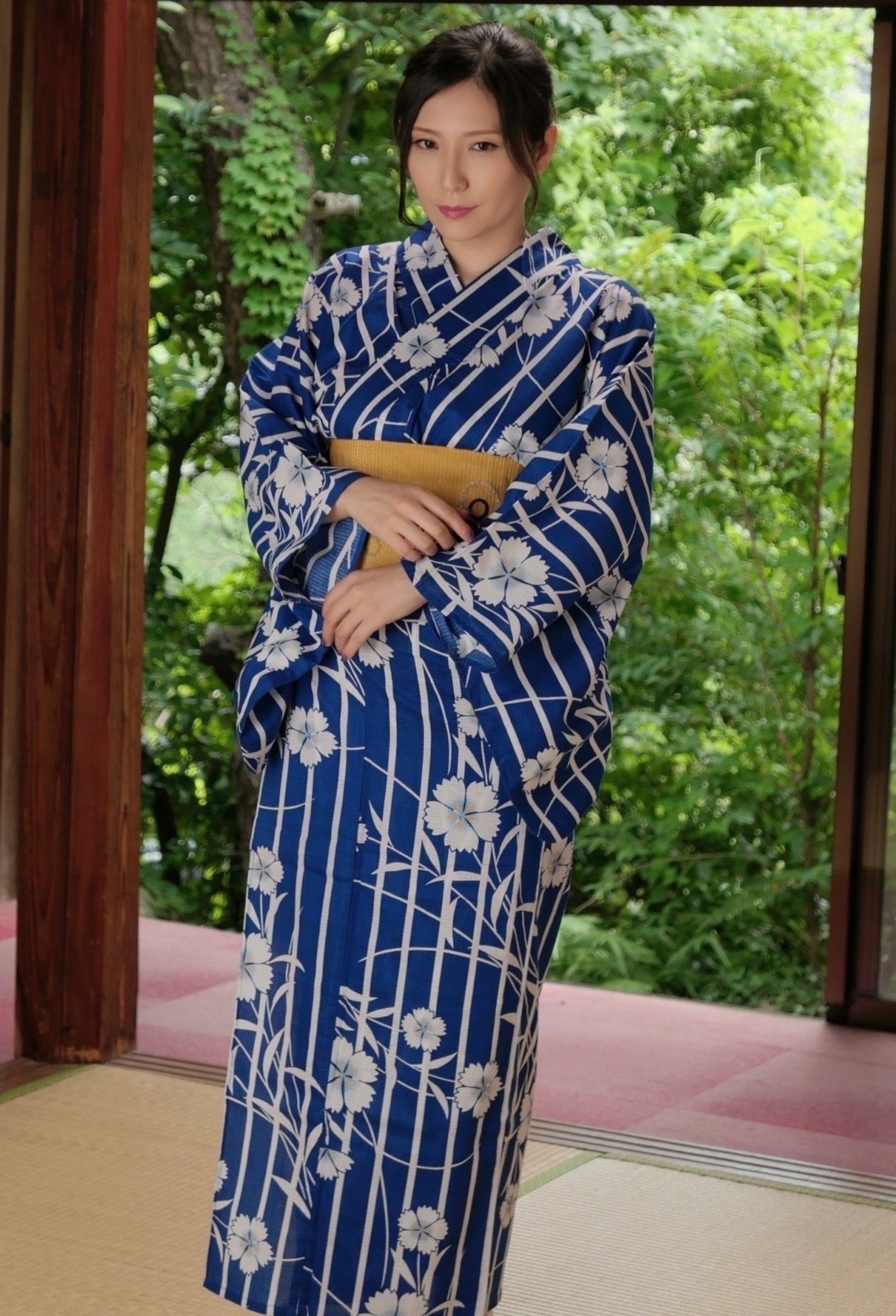 椎名由奈(椎名ゆな,Shiina Yuna)