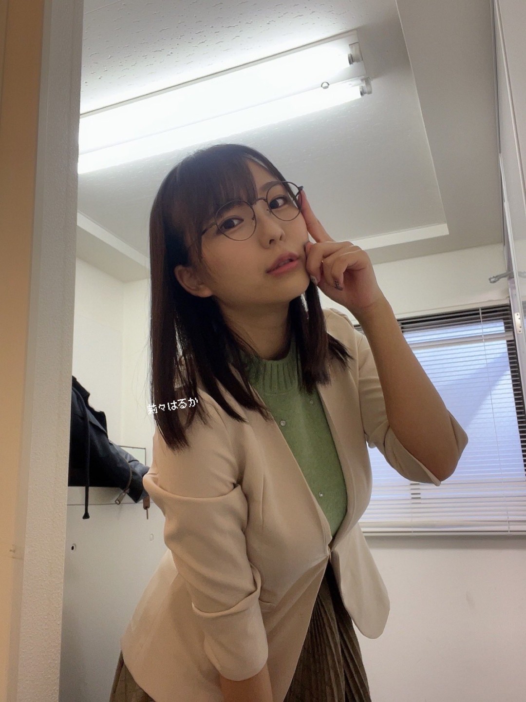 莉々はるか(莉莉春香,Riri Haruka)
