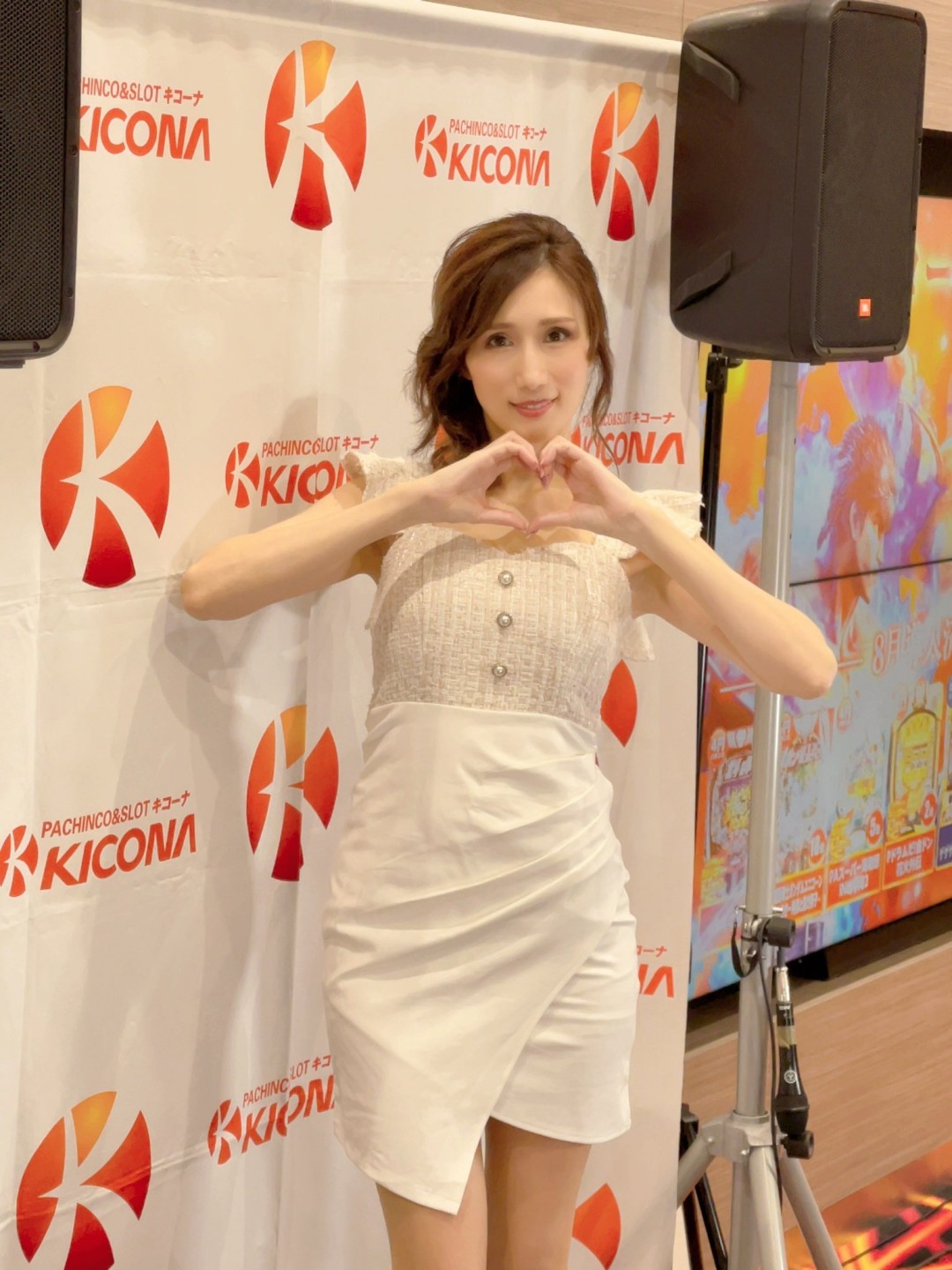 JULIA(京香JULIA)
