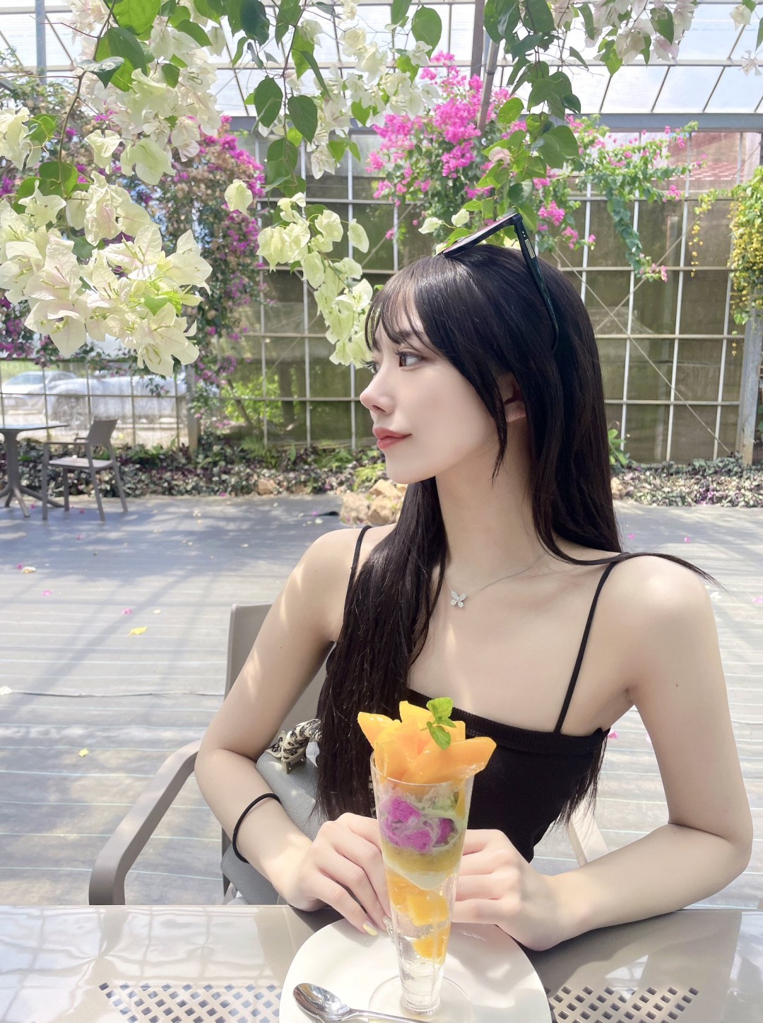 尾崎えりか(尾崎惠理香,Ozaki Erika)
