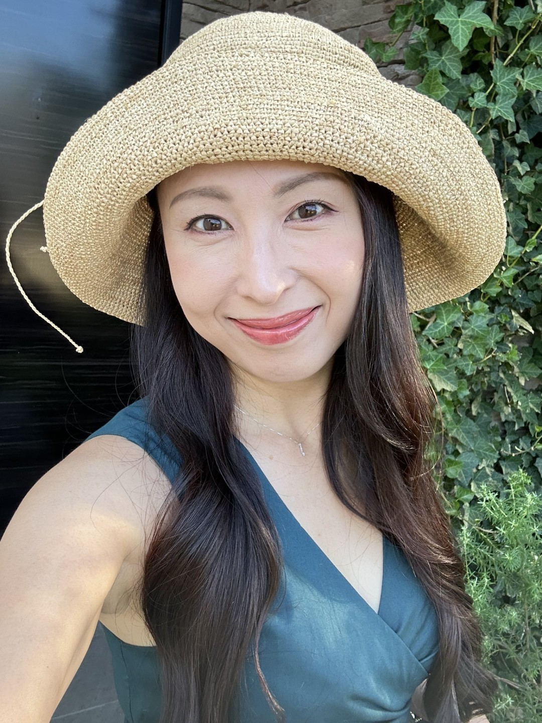 佐田茉莉子(佐田茉莉子,Sata Mariko)