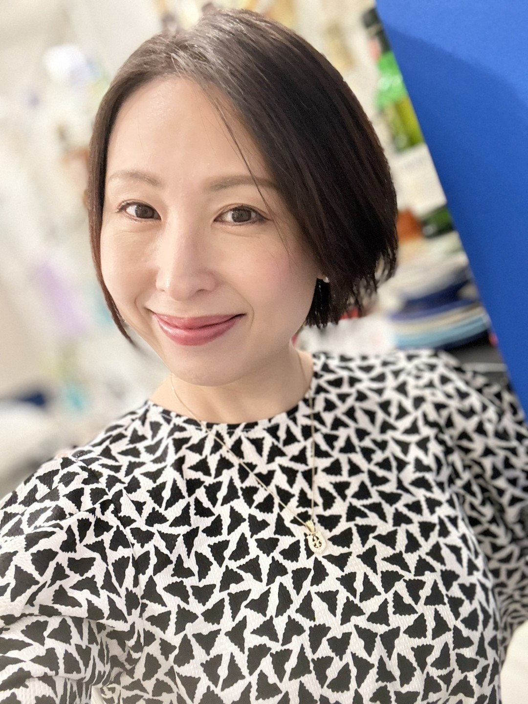 佐田茉莉子(佐田茉莉子,Sata Mariko)