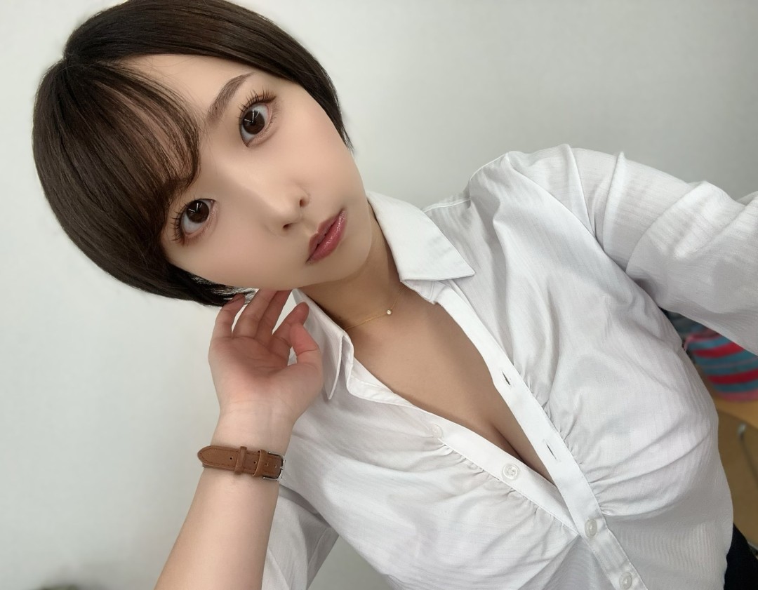 宍户里帆(宍戸里帆,Shishido Riho)