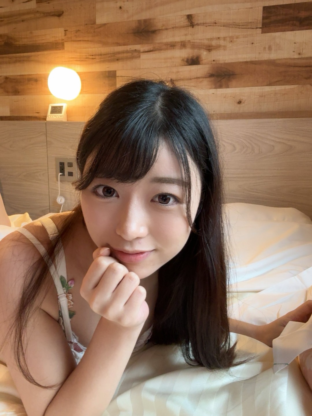 吉沢梨亜(吉泽梨亚,Ria YOshizawa)高清写真图片