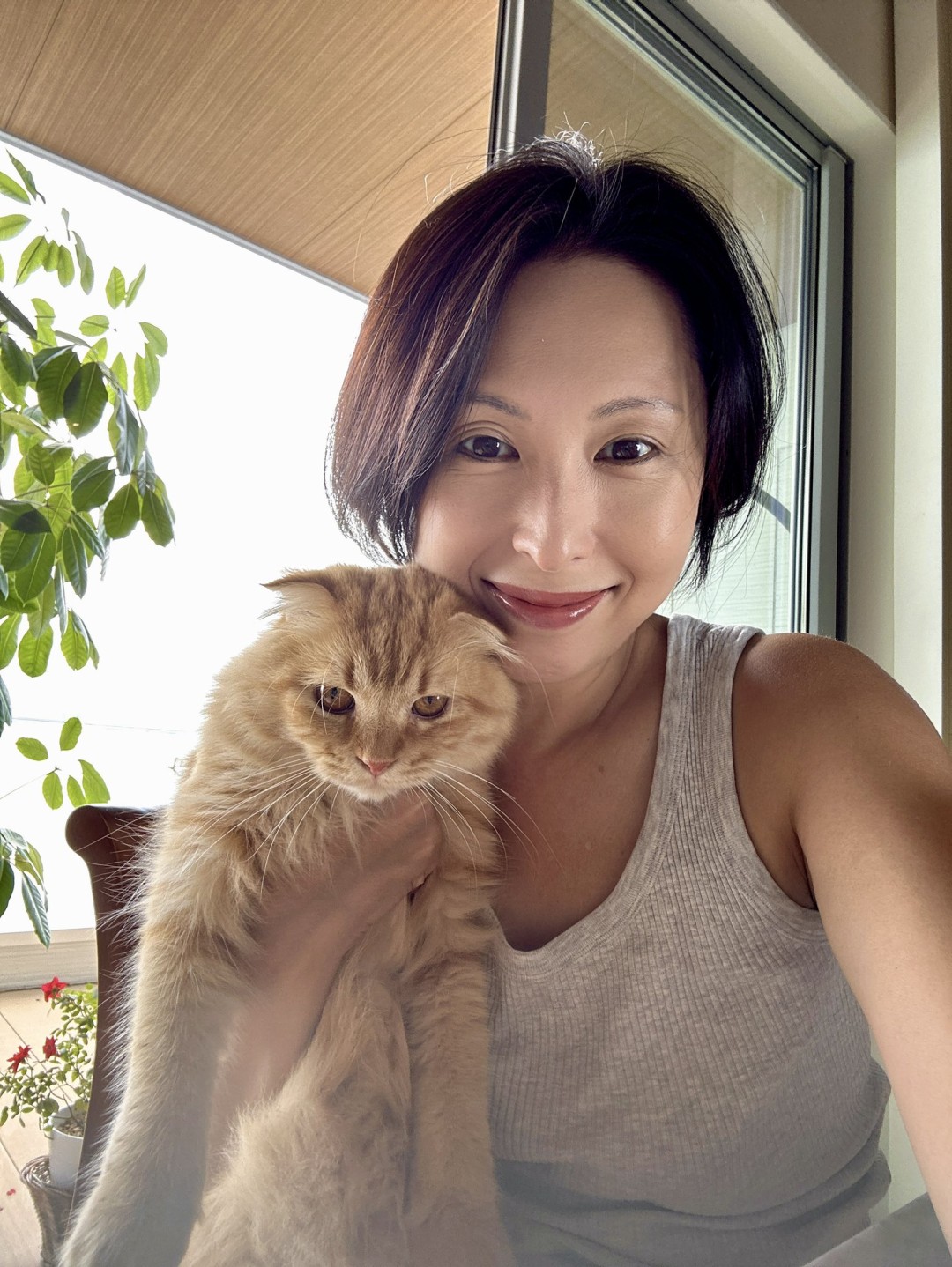 佐田茉莉子(佐田茉莉子,Sata Mariko)