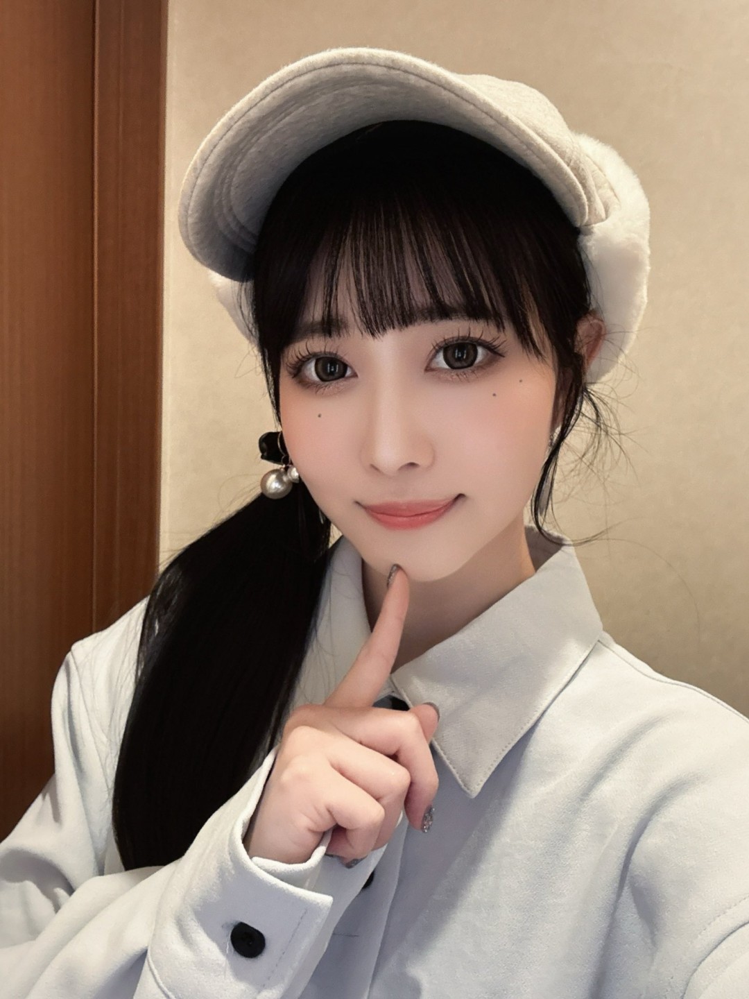 白羅冬萌(白罗冬萌,Shira Tomo)