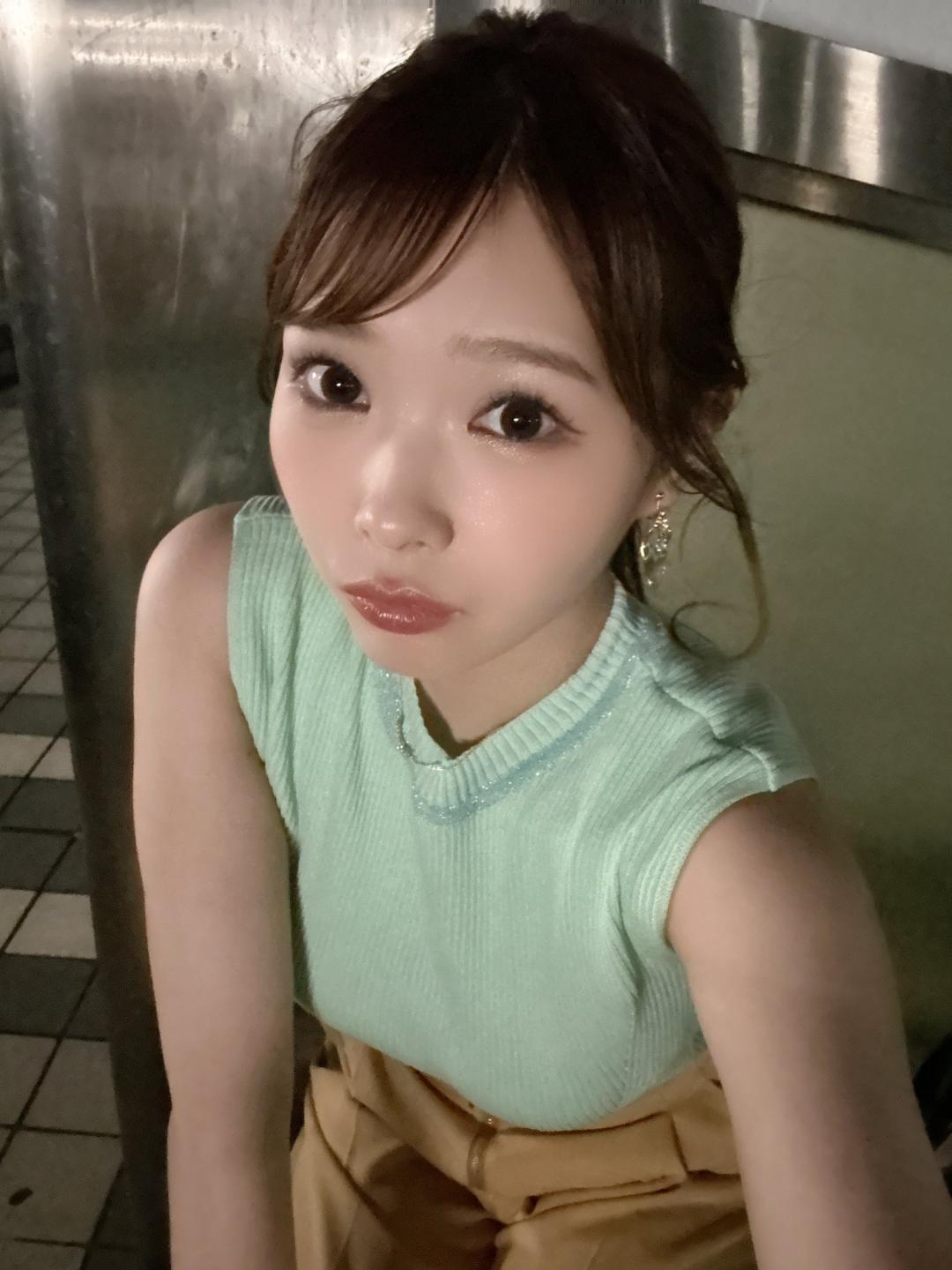 夏芽さき(夏芽咲,Natsume Saki)