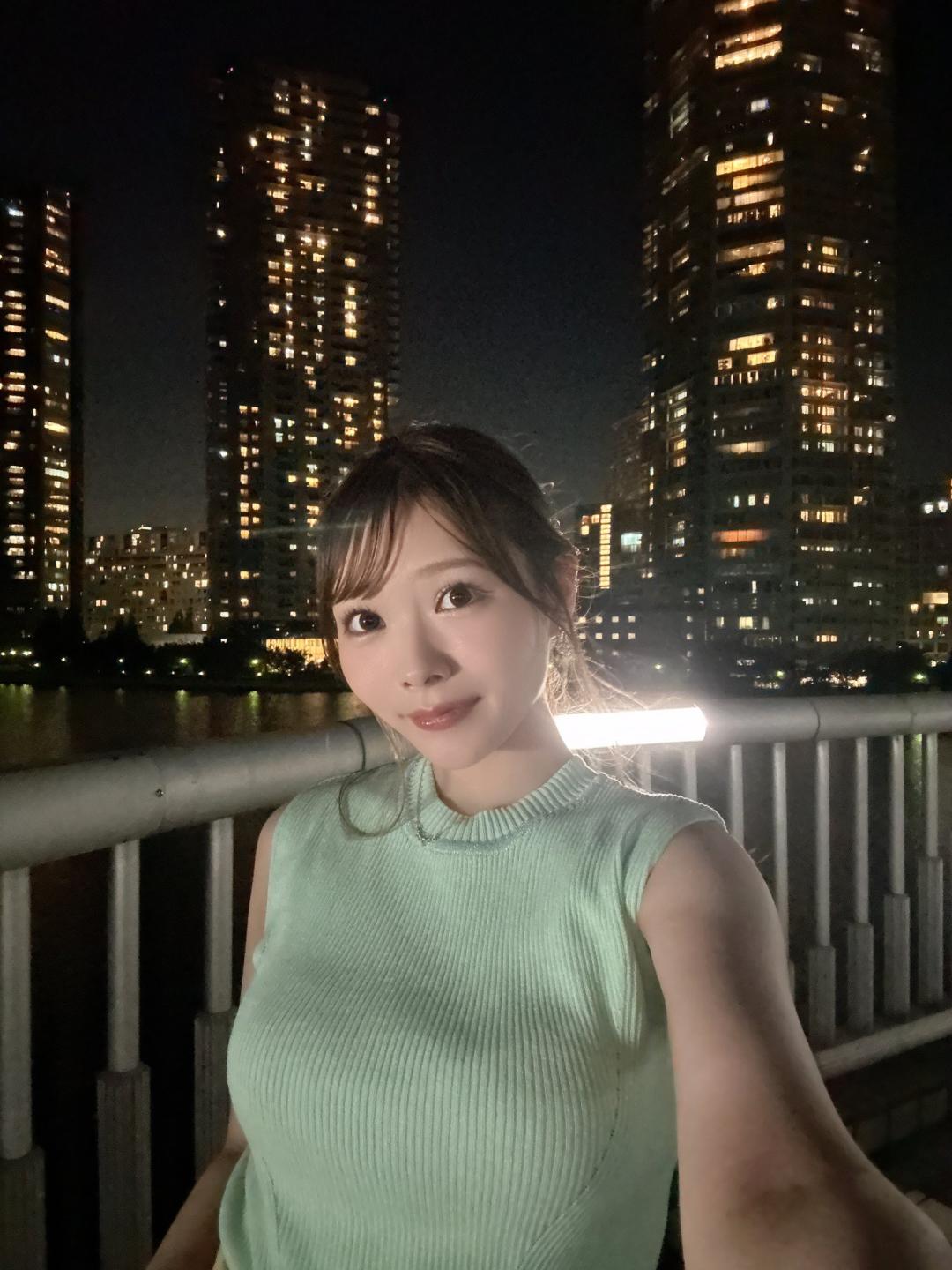 夏芽さき(夏芽咲,Natsume Saki)