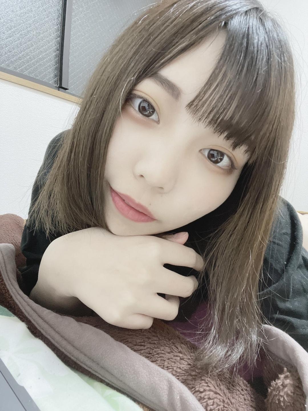 水野ろあ(水野若亚,Mizuno Roa)