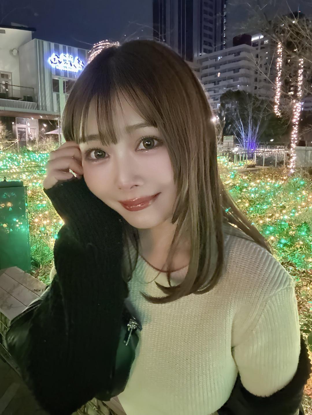 夏芽さき(夏芽咲,Natsume Saki)