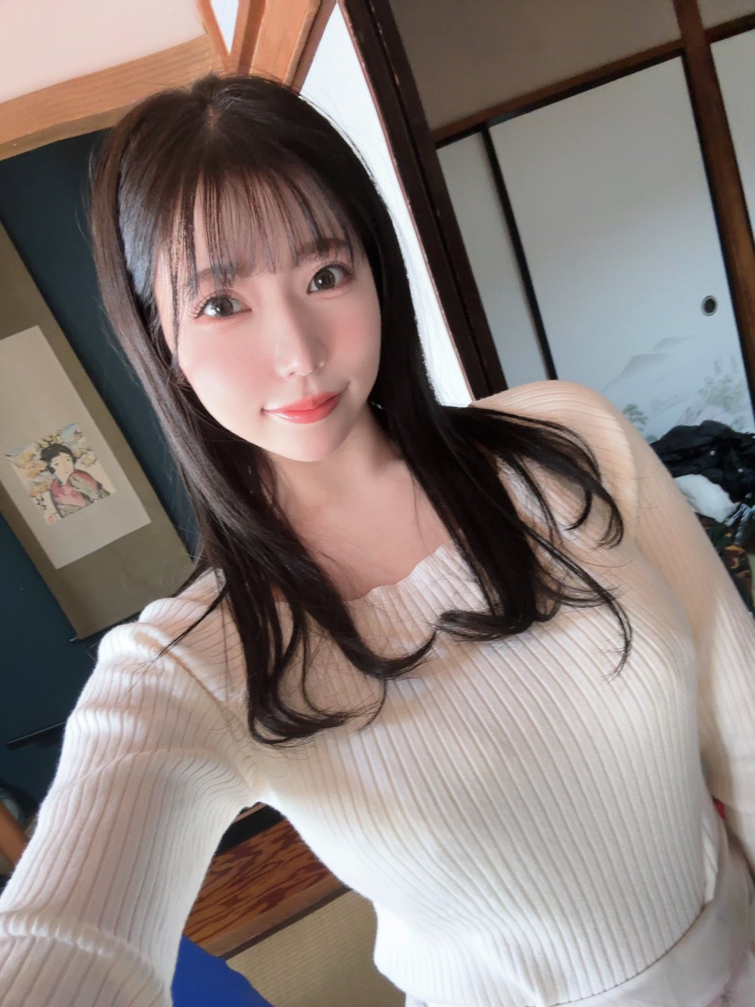 綾瀬舞菜(绫濑舞菜,Ayase Maina)