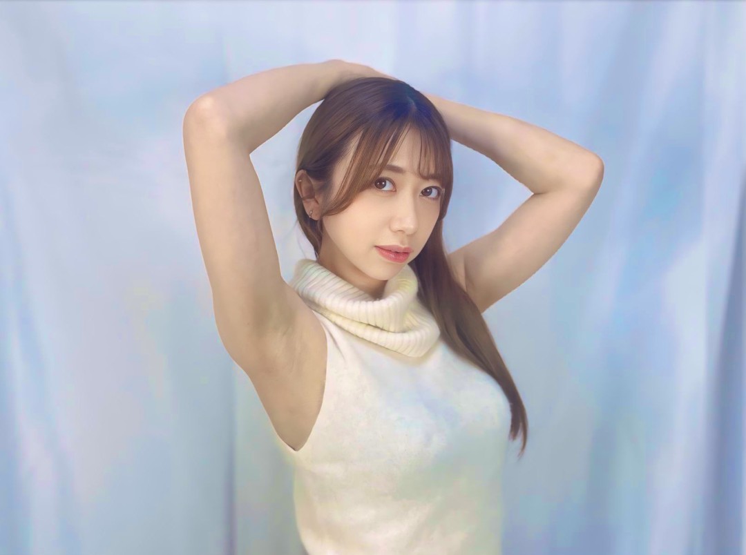 大浦真奈美(Oura Manami)