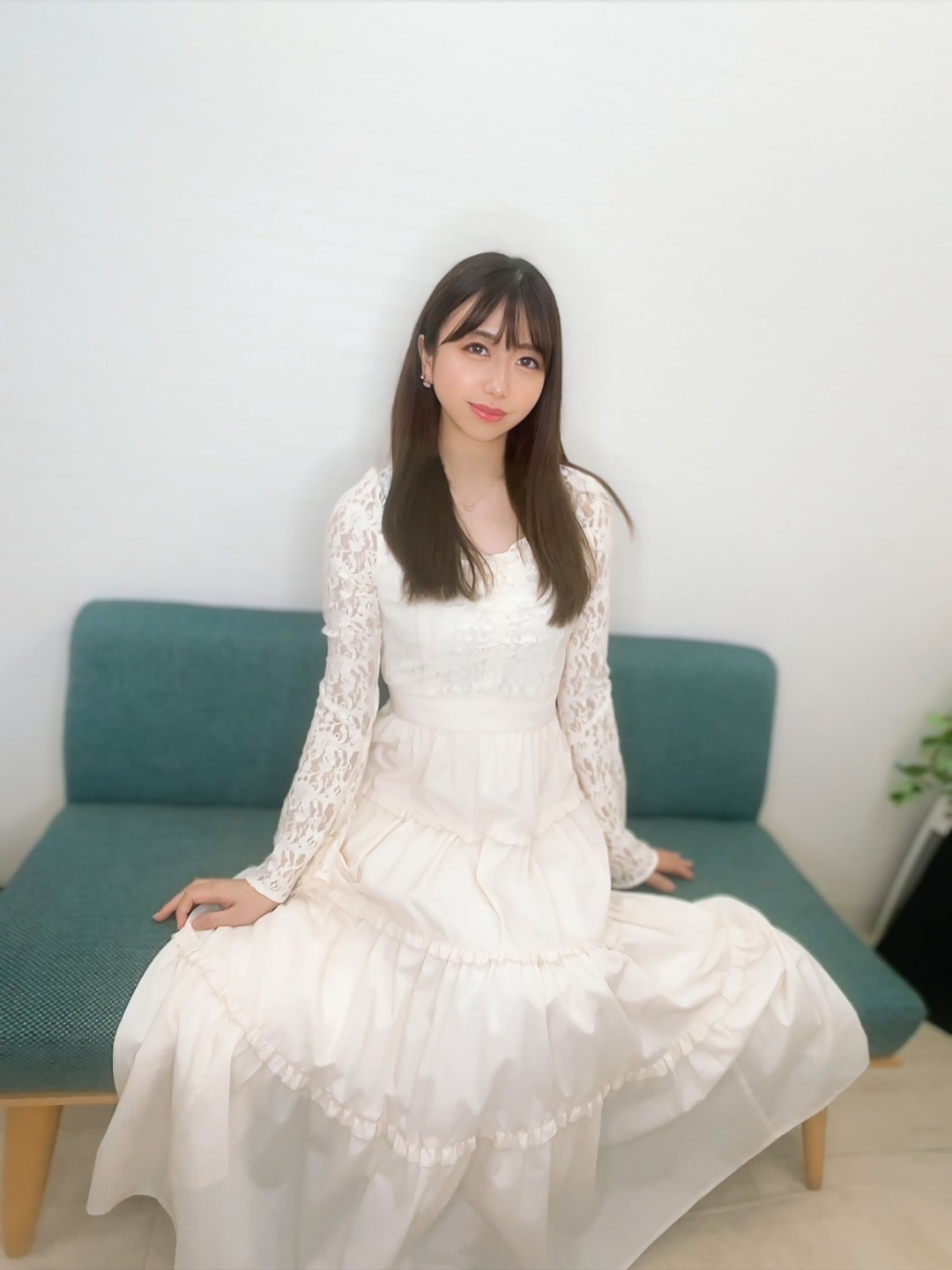 大浦真奈美(Oura Manami)