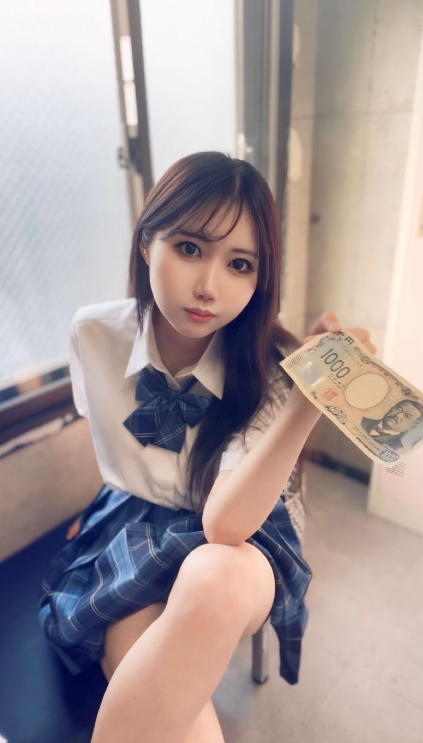 鳴涙まりる(鸣涙麻里露,Mahiru Narui) 生活照 第2张