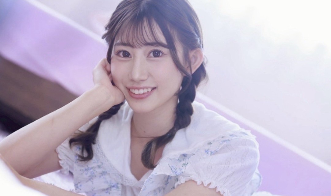 春乃るる(春乃露露,Haruno Ruru)