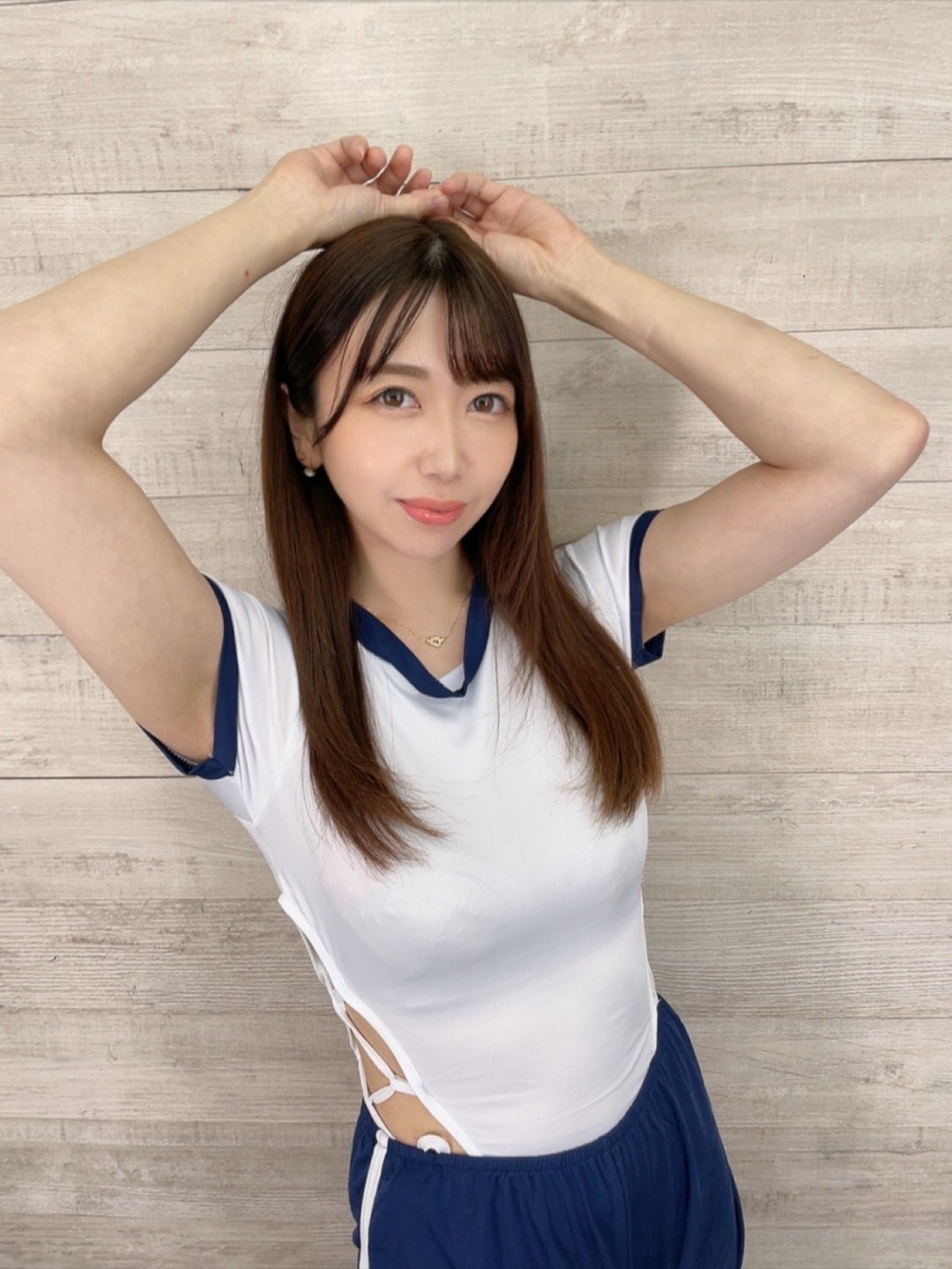 大浦真奈美(Oura Manami)