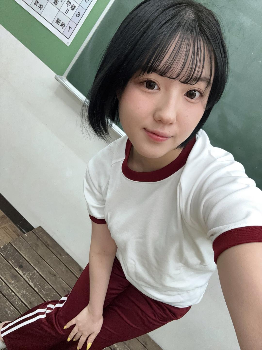 小鈴みかん(Kosuzu Mikan)