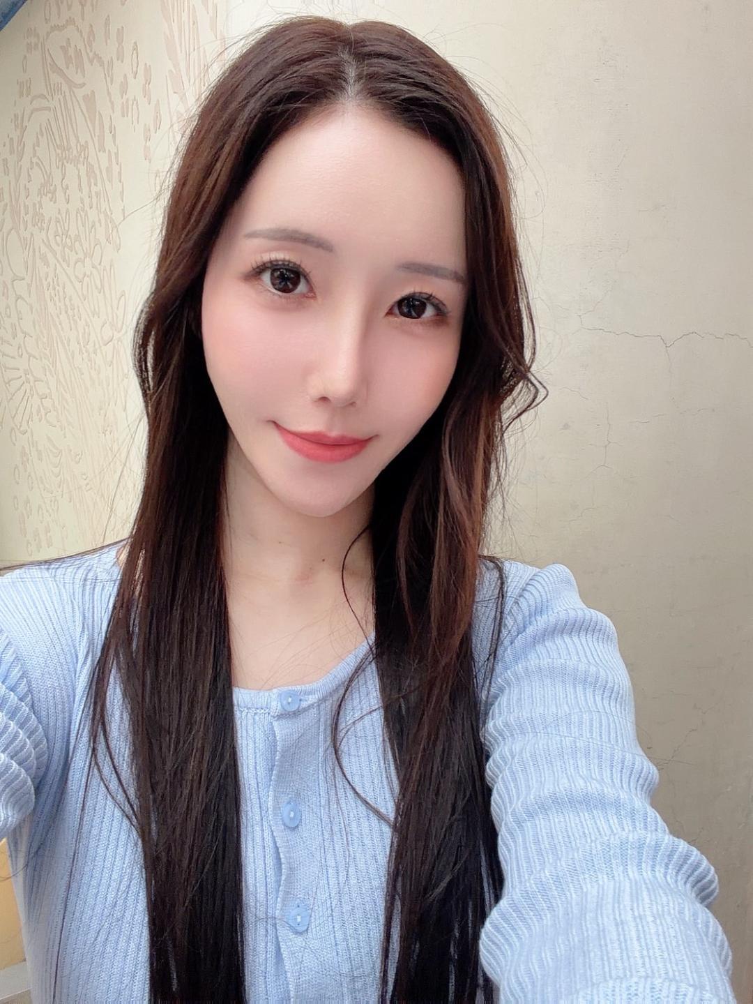 夏目玲香(Natsume Reika)