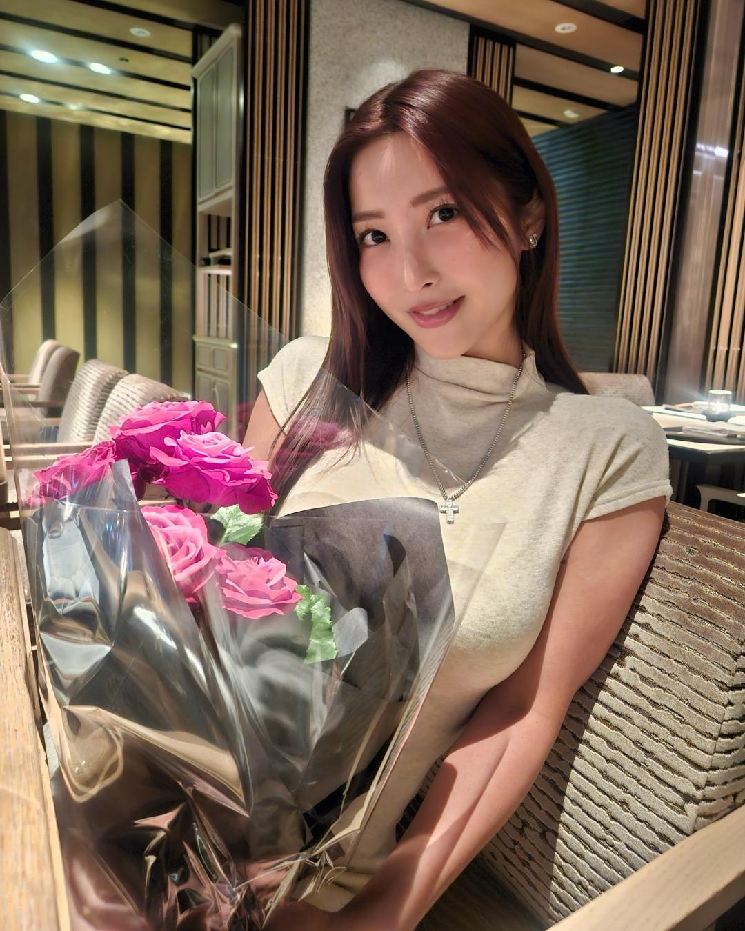 水稀美里(水川スミレ,Mizukawa Sumire)