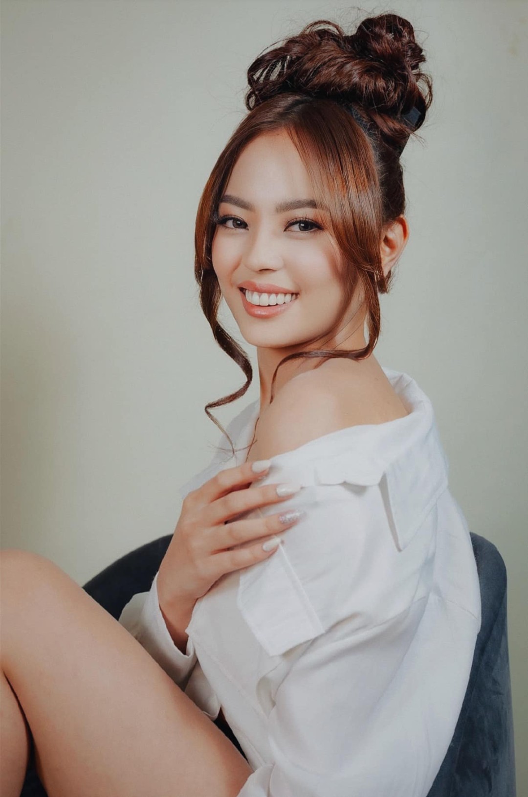 斯蒂芬妮·拉兹(Stephanie Raz)