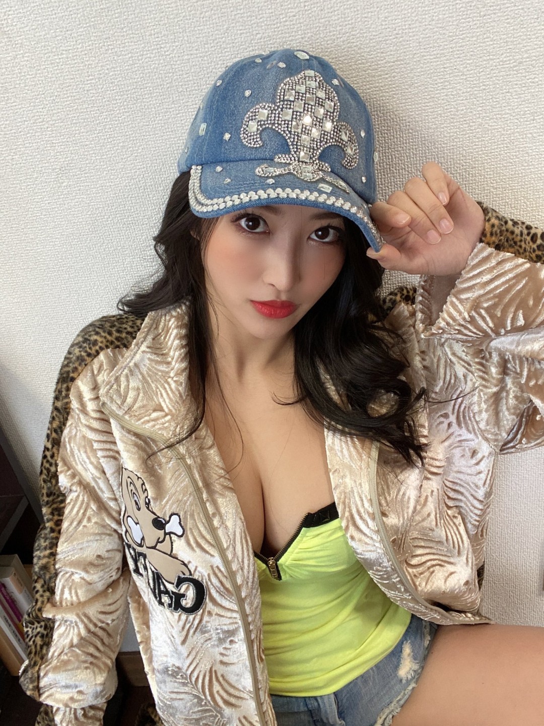 水稀美里(水川スミレ,Mizukawa Sumire)