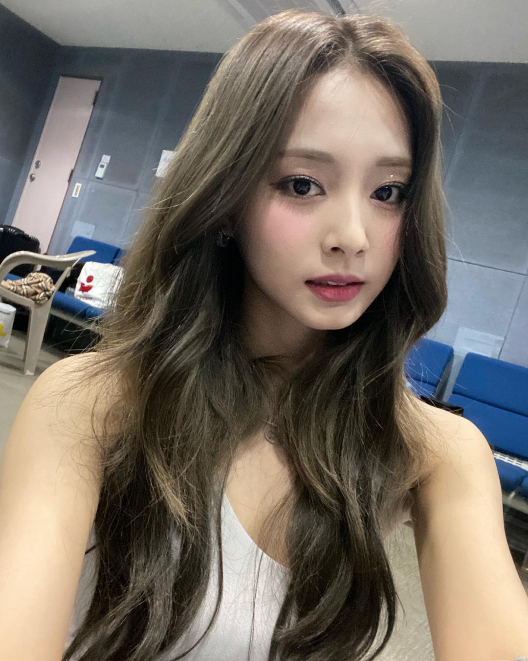 Chou Tzu-yu(周子瑜)